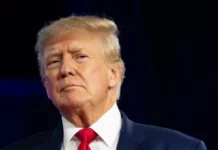 Trump insiste en que seguirá su campaña electoral aunque sea condenado