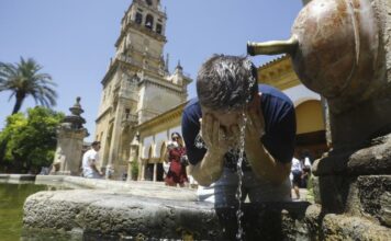 Más de media España en alerta por calor sofocante, Andalucía con 44 grados