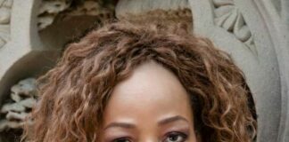 Carolina Beaumont lanza su libro “El Arte del Modelaje”