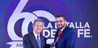 Leonel Fernández dice: «Si Dios quiere», volverá a hacer más por las iglesias