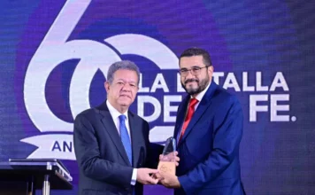 Leonel Fernández dice: «Si Dios quiere», volverá a hacer más por las iglesias