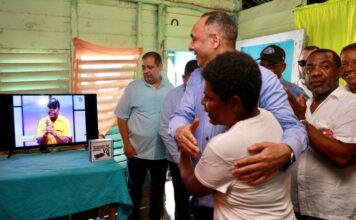 Indotel inicia entrega de 450,000 cajas convertidoras de señal para transición hacia Televisión Terrestre Digital