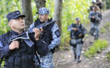 Bukele ordena a 7.000 soldados y 1.000 policías cercar toda una región para sacar a las pandillas «de sus escondites»