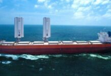 Cómo funciona el innovador carguero con velas gigantes para navegar con energía eólica