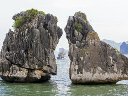 Emblemáticas Rocas que se besan de Vietnam están en riesgo de colapso
