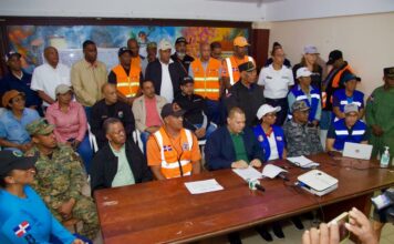 Alcalde Carlos Guzmán afirma disposición de equipos para preservar vidas por la tormenta Franklin