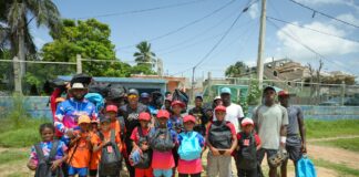 FENAPEPRO entrega mochilas y útiles escolares por todo el país