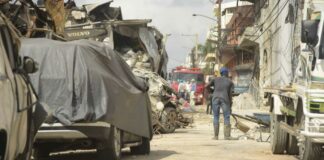 Tras extinción del fuego, técnicos investigan causas de explosión en San Cristóbal