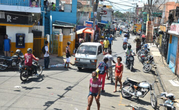 Un muerto y al menos cinco heridos en la 42 de Capotillo
