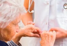 Hay pocos geriatras en los hospitales públicos