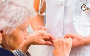 Hay pocos geriatras en los hospitales públicos