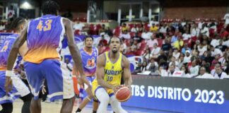 Los Suero se crecen en victoria de MB ante Huellas del Siglo en el TBS Distrito