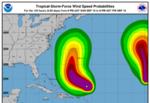 Huracán Lee provoca oleaje peligroso y aguaceros dispersos en algunas localidades