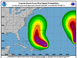 Huracán Lee provoca oleaje peligroso y aguaceros dispersos en algunas localidades