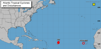 Huracán Lee sube a categoría 2 en su avance a las Antillas Menores y se forma depresión 14