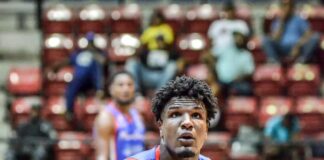 Máximo Gómez gana primer partido de la Final del basket superior de SFM