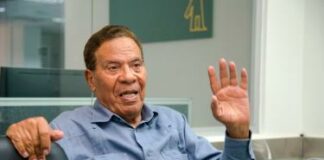 Fallece Aníbal de Peña, símbolo de la canción romántica dominicana y actor político del siglo XX