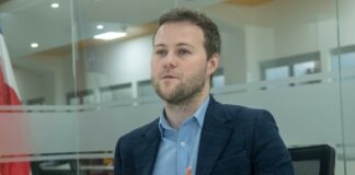 Calum Miller, el médico “Pro Vida” que orienta sobre aborto y el embarazo