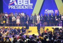 El PLD oficializa la candidatura presidencial de Abel Martínez