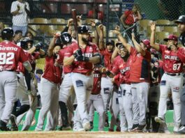 Gigantes derrotan al Escogido y se ubican en el primer lugar