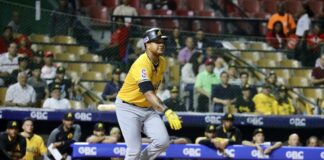 Águilas vuelan alto al derrotar al Escogido