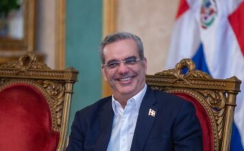 Abinader negoció el contrato de los aeropuertos por otros treinta años