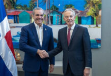 Tony Blair se reúne con el presidente Luis Abinader