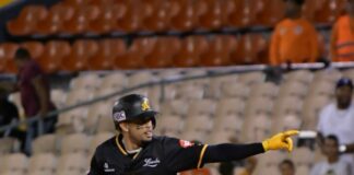 Águilas pintan de blanco a los Toros y frenan racha negativa en casa