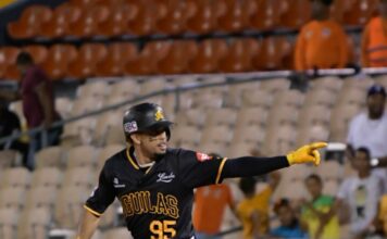 Águilas pintan de blanco a los Toros y frenan racha negativa en casa