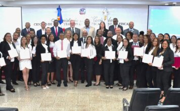CAPGEFI gradúa a 126 egresados de especialidades, diplomados y cursos en diversas áreas de la política fiscal del Estado dominicano