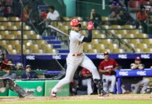 Escogido supera a los Gigantes en día histórico para Lake