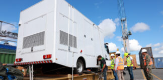 Dirección General de Aduanas recibe donación de un moderno escáner móvil Spectrum 100100