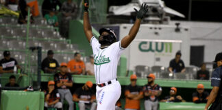 Estrellas vienen de atrás y vencen a los Toros en extrainnings