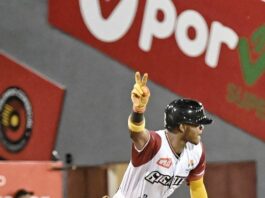 Julio Carreras se crece en triunfo de los Gigantes sobre las Estrellas