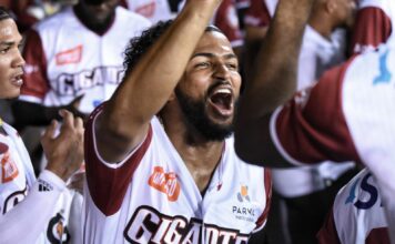 Gigantes pintan de blanco al Licey y quiebran racha negativa