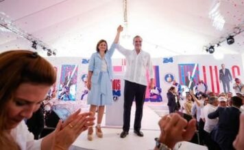 Abinader anuncia vicepresidenta Raquel Peña será nuevamente su compañera de boleta