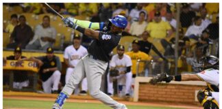 Rojas Jr. y De León guían victoria del Licey sobre las Águilas