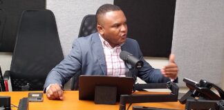 Rafael Lara denuncia cumulo de basura en San Cristóbal