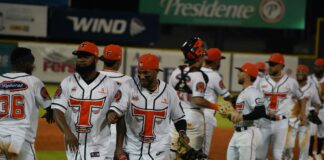 Valdés y Navarro conducen victoria de Toros sobre las Águilas