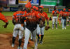 Toros remontan ante Leones y empatan en 4to lugar