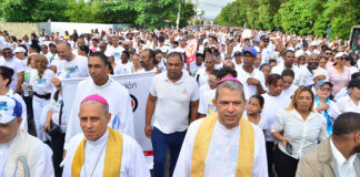 Miles de católicos dieron “un paso por mi familia”