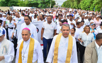 Miles de católicos dieron “un paso por mi familia”