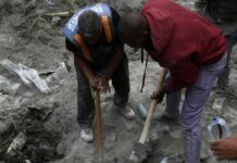 Encuentran cuerpo de otra persona dentro de los escombros dejados por accidente en Quita Sueño