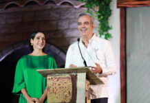 Presidente Abinader inaugura Villa Navidad 2023 y recuerda es un espacio para el disfrute y unificación familiar