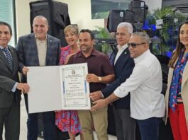 El Senado reconoce al periodista de Diario Libre Wilder Páez por sus méritos