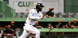 Estrellas derrotan a los Toros