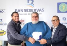 Raúl Valdés y Yairo Muñoz son electos en el “Pelotero Estrella de la Semana”