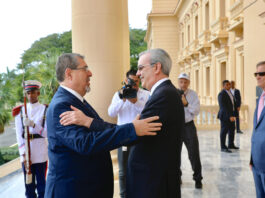 Presidente Abinader apoya al presidente electo de Guatemala, Bernardo Arévalo, en su lucha por la democracia