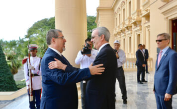 Presidente Abinader apoya al presidente electo de Guatemala, Bernardo Arévalo, en su lucha por la democracia