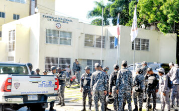 TSA ordena retirar policías en sede del Colegio de Abogados